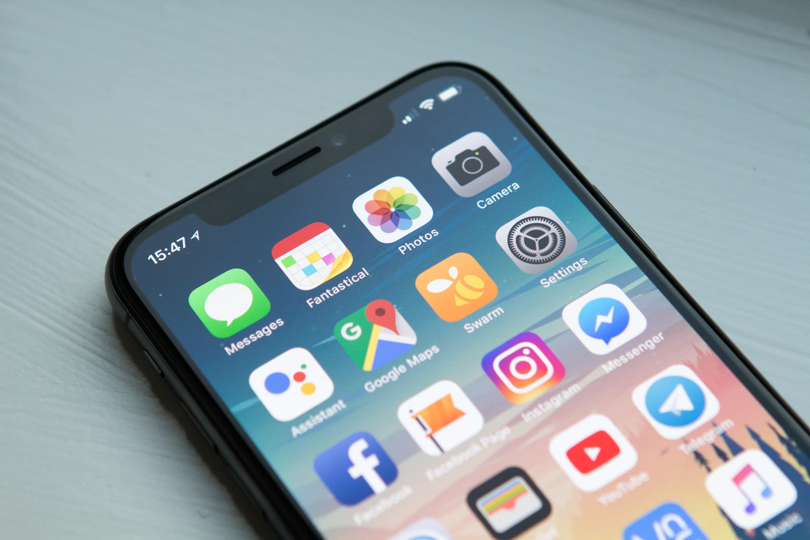 Smartphone con interfaz de aplicación móvil